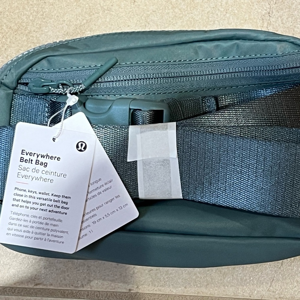 NWT Lululemon Everywhere Belt Bag 1L Tidewater Teal - Picture 5 of 5